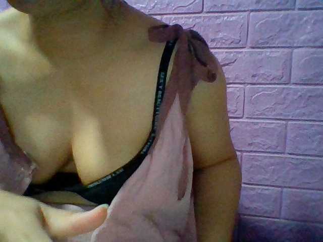 JangHi-22 live cam on BongaCams