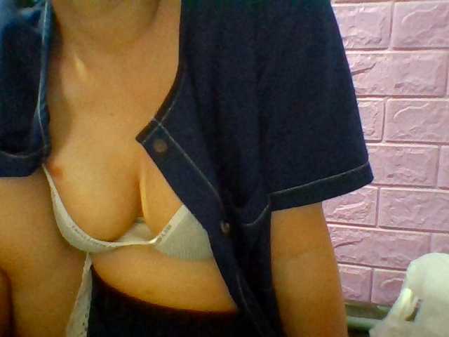 JangHi-22 live cam on BongaCams