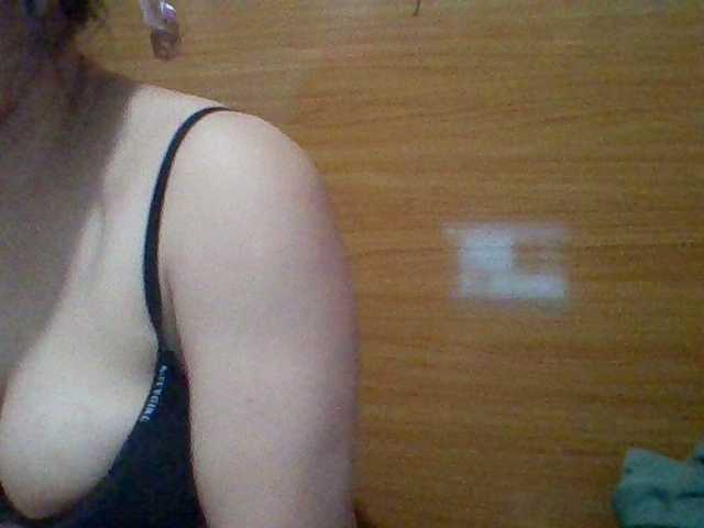 JangHi-22's BongaCams show and profile