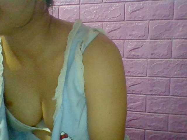 JangHi-22 live cam on BongaCams