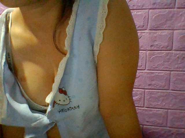 JangHi-22 live cam on BongaCams