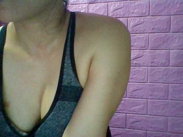 JangHi-22 — live female cam