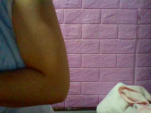 JangHi-22 live cam on BongaCams