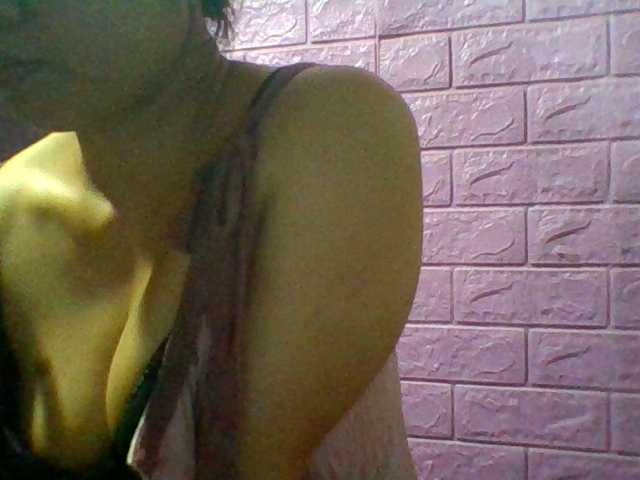 JangHi-22 live cam on BongaCams
