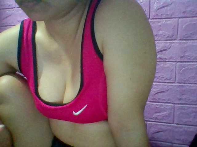JangHi-22 live cam on BongaCams