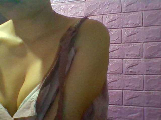 JangHi-22 live cam on BongaCams