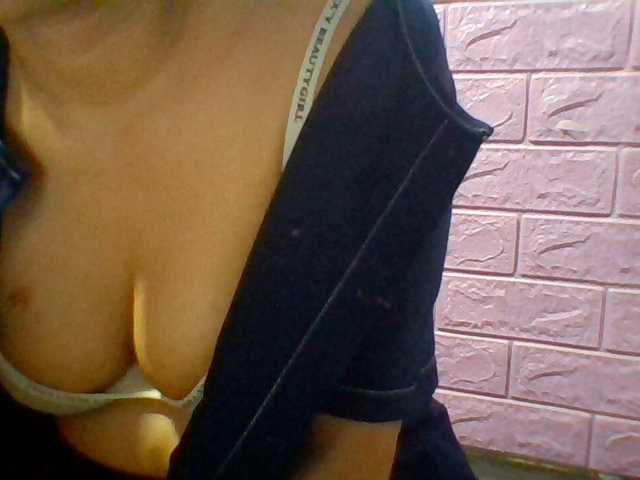 JangHi-22 live cam on BongaCams