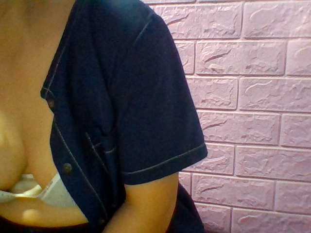 JangHi-22 live cam on BongaCams