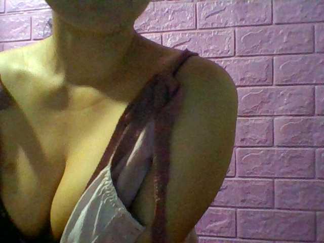 JangHi-22 live cam on BongaCams
