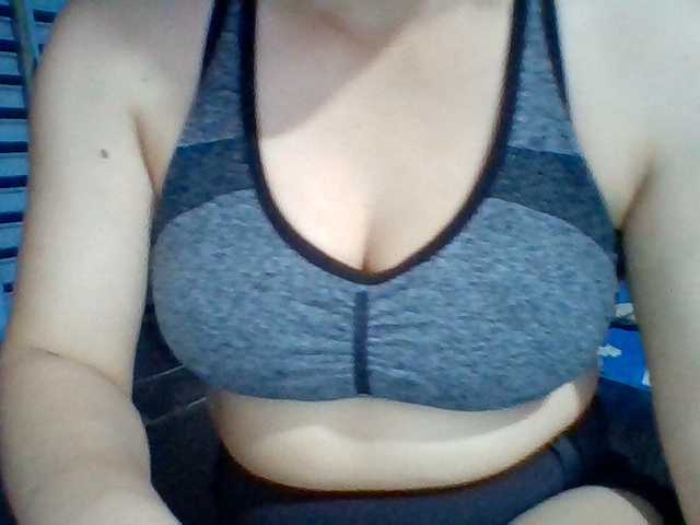 JangHi-22 live cam on BongaCams