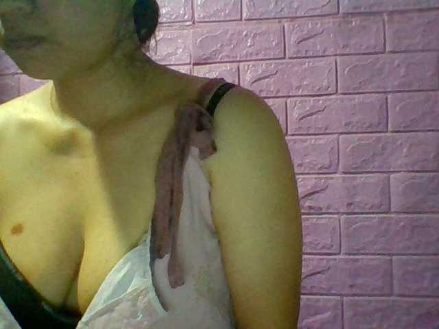 JangHi-22 live cam on BongaCams