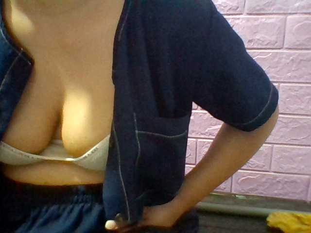 JangHi-22 live cam on BongaCams