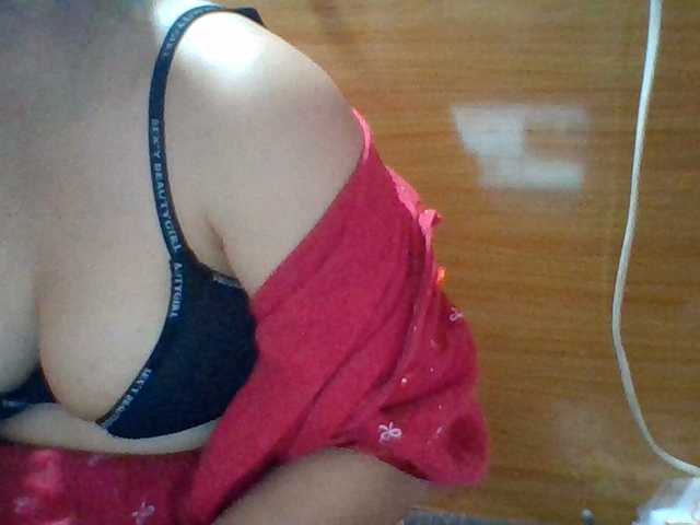 JangHi-22 live cam on BongaCams