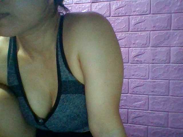 JangHi-22 — live female cam