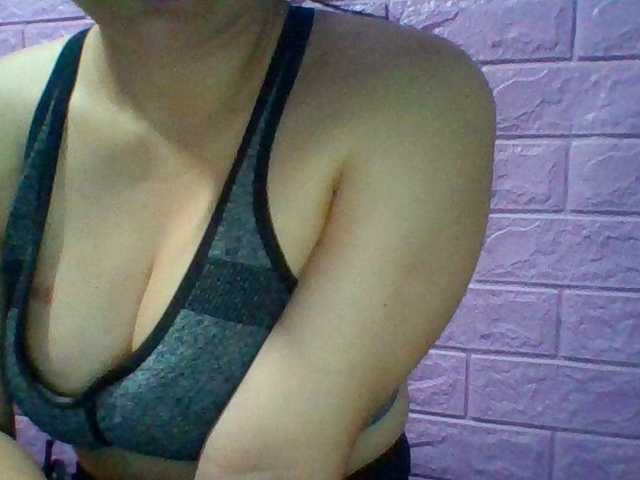 JangHi-22 live cam on BongaCams