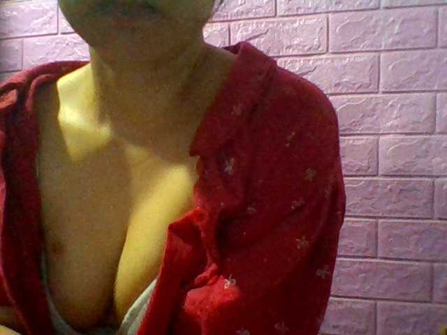 JangHi-22 live cam on BongaCams