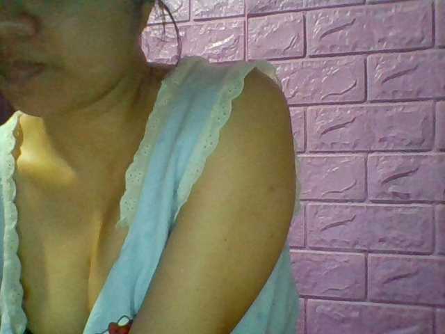 JangHi-22 live cam on BongaCams