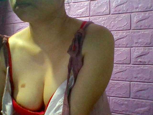 JangHi-22 live cam on BongaCams