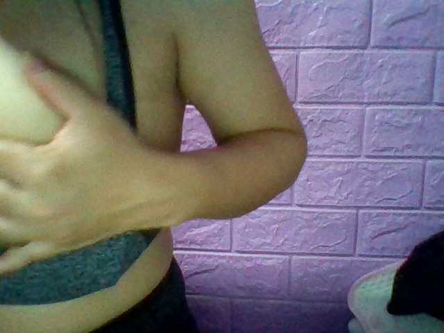 JangHi-22 live cam on BongaCams