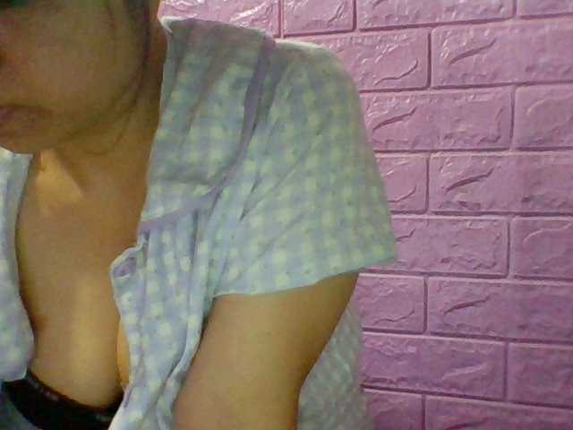 JangHi-22 live cam on BongaCams