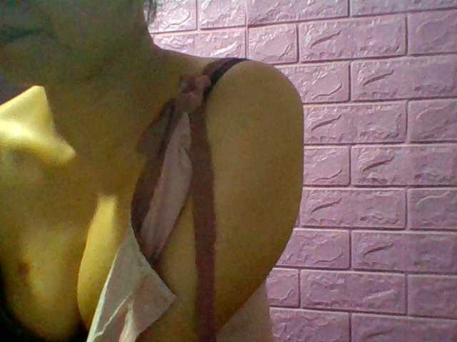 JangHi-22 live cam on BongaCams