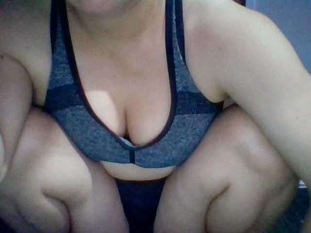 JangHi-22 live cam on BongaCams