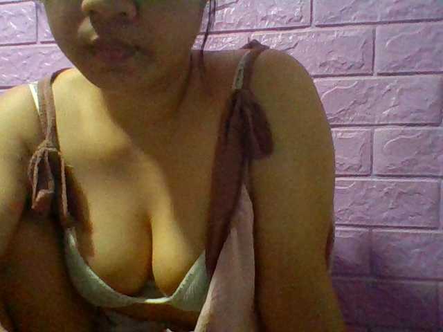 JangHi-22 live cam on BongaCams