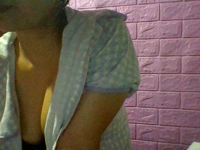 JangHi-22 live cam on BongaCams