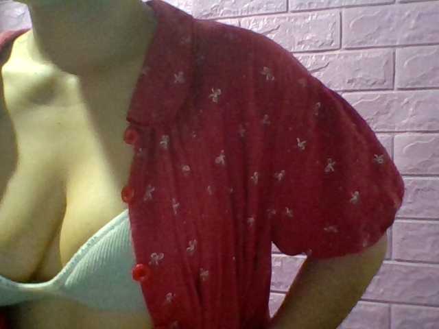 JangHi-22 live cam on BongaCams