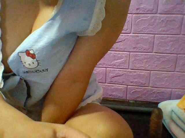 JangHi-22 Live Webcam on BongaCams