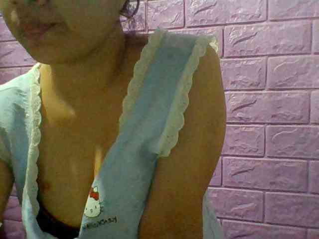 JangHi-22 Live Webcam on BongaCams
