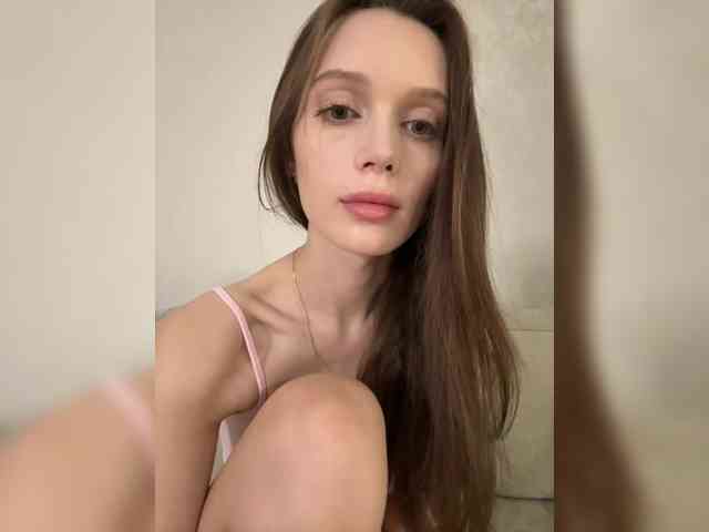 Модель: AnyaAngel