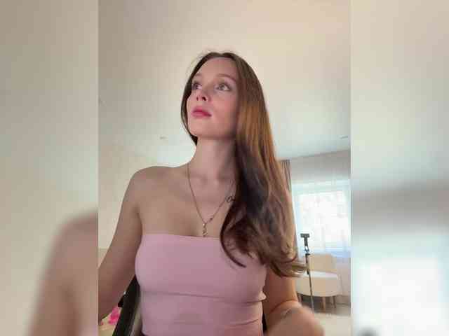 Модель: AnyaAngel