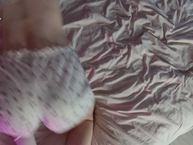 SalutChristine live cam