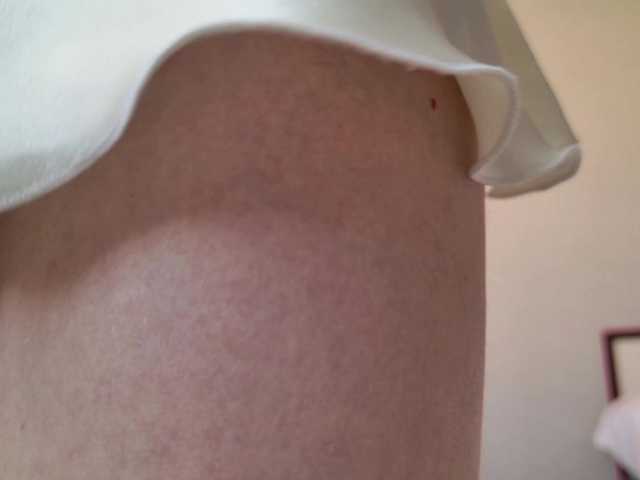 SalutChristine's BongaCams show and profile