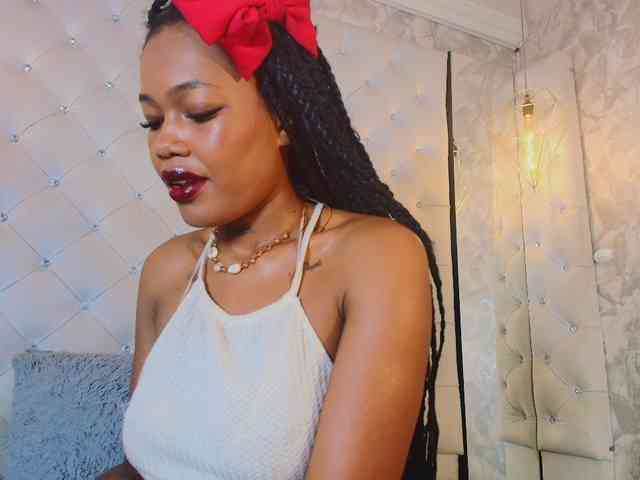 CrystalBrooke3x webcam