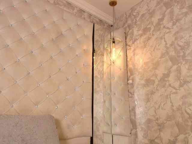 CrystalBrooke3x webcam