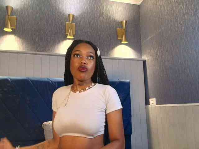 CrystalBrooke3x webcam