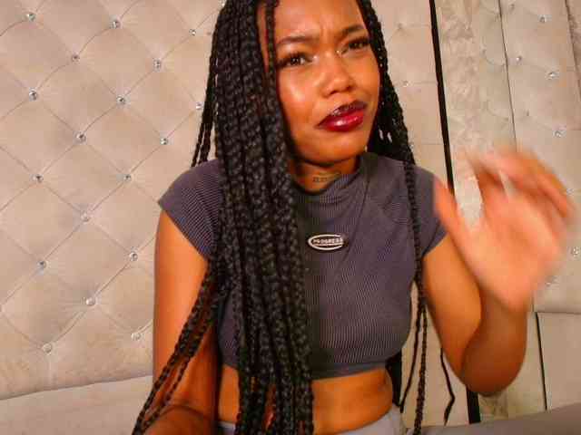 CrystalBrooke3x webcam