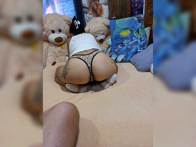 Cottoncandy1-1 live cam on BongaCams