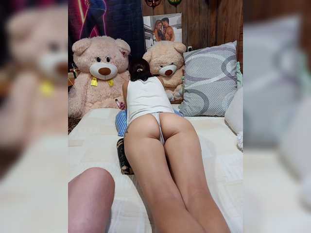 le modèle Cottoncandy1-1 est en webcam porno dans un show sur le site bongacams, il possède les tags suivants: White/Caucasian,Brunette,Trimmed