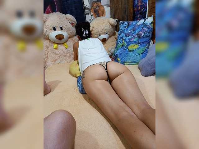 Cottoncandy1-1 live cam on UnifiedCams
