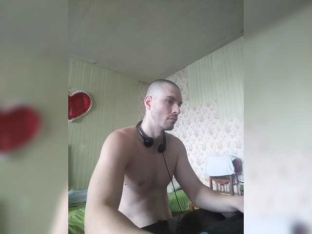 f1tness-man live cam