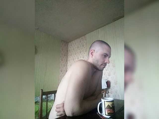 f1tness-man live cam