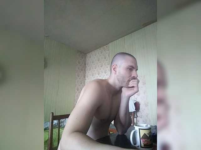 f1tness-man live cam