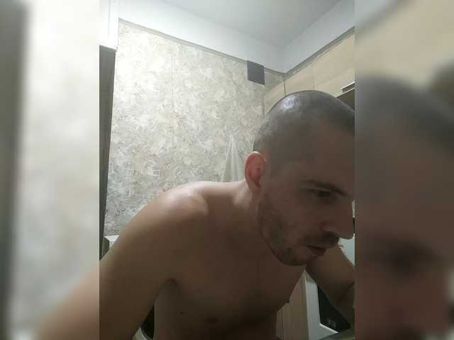 f1t_b0y live webcam show