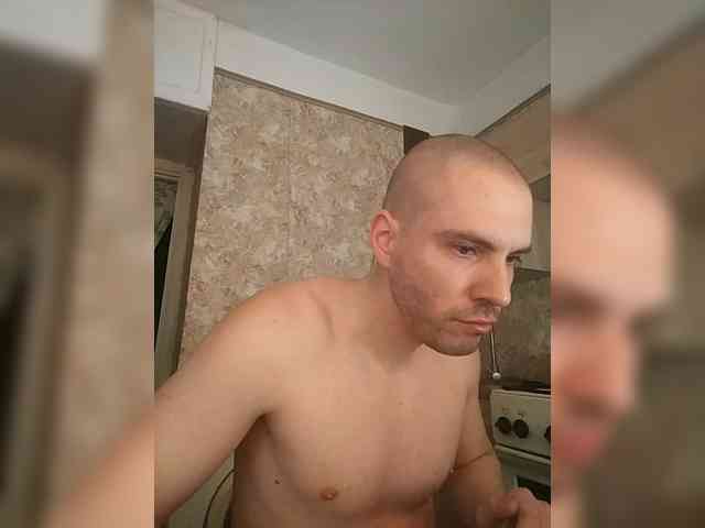 f1tness-man Live Webcam on BongaCams
