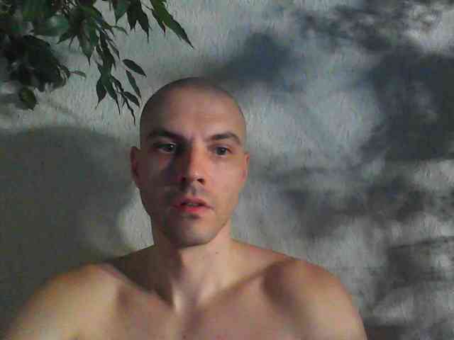 F1t_b0y's cam show statistics and live stream
