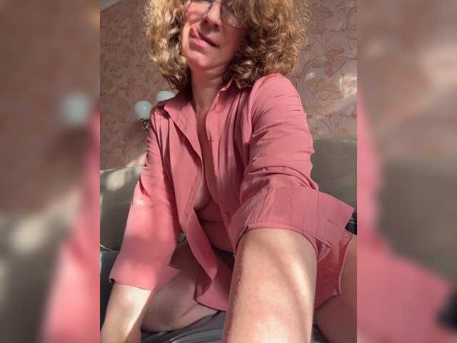 Blestyavka5's BongaCams show and profile