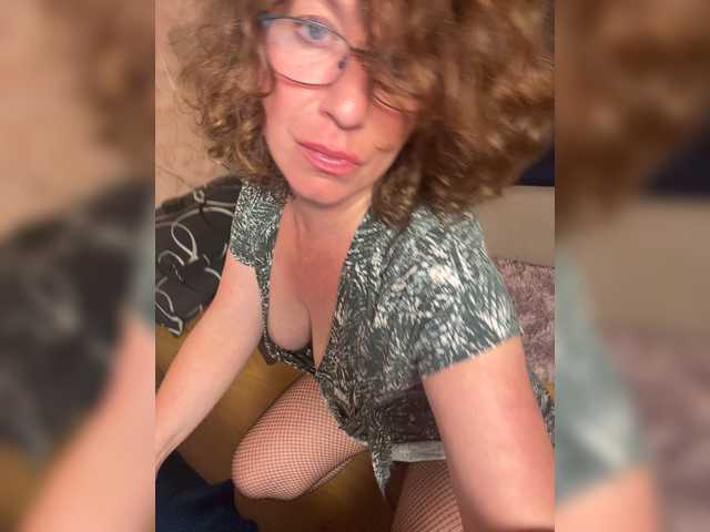 Blestyavka5 live cam on BongaCams